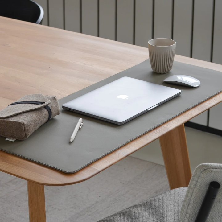 MADE out of cadeaubon